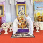 ปทุมธานี-พิธีมอบผ้าไตรพระราชทานแก่นาคโครงการอุปสมบทเฉลิมพระเกียรติ ๙๓ รูป