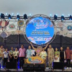 ปทุมธานี อบจ.โชว์เหนือ เปิดยิ่งใหญ่เทศกาลว่าวยักษ์ LED 24 เมตร กระตุ้นเศรษฐกิจ-ท่องเที่ยว ปทุมธานี อบจ.โชว์เหนือ เปิดยิ่งใหญ่เทศกาลว่าวยักษ์ LED 24 เมตร กระตุ้นเศรษฐกิจ-ท่องเที่ยว