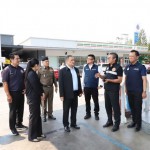 ปทุมธานี-ผู้ว่าฯเอกวิทย์ ลงพื้นที่ตรวจสอบการให้บริการของสถานีบริการน้ำมันเชื้อเพลิงกำชับให้แสดงราคาจำหน่ายที่ป้ายกับหน้าหัวจ่ายให้ตรงกัน