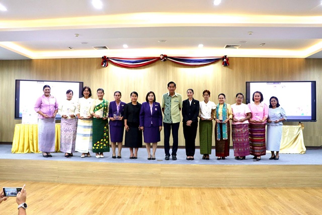 ปทุมธานี เปิดโครงการเพิ่มศักยภาพสมาคมผู้นำสตรีพัฒนาชุมชน เสริมสร้างบทบาทสตรีสู่การพัฒนาชุมชนอย่างยั่งยืน