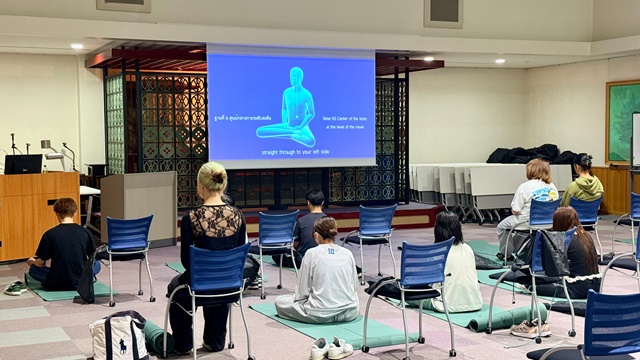 มหาวิทยาลัยญี่ปุ่นนิมนต์พระธรรมทูตไทยสอนสมาธิแก่นักศึกษาและคณาจารย์