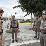 ปทุมธานี !!! ส.ต.ท. ยิงตัวดับคาป้อม แยกไฟแดงปทุมวิไล ปทุมธานี