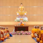 ปทุมธานี วัดพระธรรมกายสนองนโยบายเจ้าคณะใหญ่หนกลาง จัดพระสังฆาธิการกว่า 1,200 รูป เจริญสมาธิภาวนา เสริมศักยภาพเผยแผ่พระพุทธศาสนา