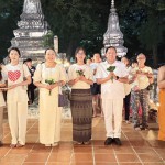 ปทุมธานี “คลื่นมหาชนคนบุญ”ร่วมพิธีเวียนเทียนวันอาสาฬหบูชา รอบอุโบสถเก่าแก่ อายุ ๓๕๘ปีพร้อมด้วยจุดดวงประทีป ๑,๐๐๐ ดวง เพื่อถวายเป็นพุทธบูชา ณ วัดสิงห์ ตำบลสามโคก อำเภอสามโคก จังหวัดปทุมธานี ปทุมธานี “คลื่นมหาชนคนบุญ”ร่วมพิธีเวียนเทียนวันอาสาฬหบูชา รอบอุโบสถเก่าแก่ อายุ ๓๕๘ปีพร้อมด้วยจุดดวงประทีป ๑,๐๐๐ ดวง เพื่อถวายเป็นพุทธบูชา ณ วัดสิงห์ ตำบลสามโคก อำเภอสามโคก จังหวัดปทุมธานี