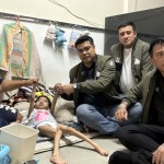 ปทุมธานี ทีมงานธนกฤตบุกช่วยแม่ค้าเลี้ยงลูกพิการและสามีป่วยจิตเวชถูกพวกเงินกู้นอกระบบตามทวงหนี้จะยึดแม้ทีวี