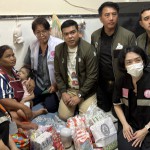 ปทุมธานี  ทีมงานธนกฤตพร้อมพม.ปทุมและบ้านพักเด็ก รุดเข้าช่วยแม่ค้าชายขาหมูเลี้ยงลูกพิการและสามีป่วยจิตเวช