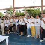ปทุมธานี เทศบาลเมืองคูคต จัดทอดผ้าป่าจากขยะ เปลี่ยนกองขยะเป็นกองบุญ