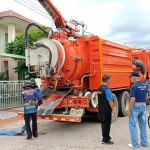 ปทุมธานี อบจ.เร่งช่วย! ส่งรถดูดโคลนแก้ระบบระบายน้ำหมู่บ้านแหวนยอด 3 ป้องกันน้ำท่วม” ปทุมธานี อบจ.เร่งช่วย! ส่งรถดูดโคลนแก้ระบบระบายน้ำหมู่บ้านแหวนยอด 3 ป้องกันน้ำท่วม”