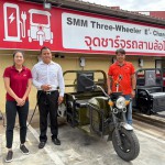ปทุมธานี ตลาดสี่มุมเมือง หนุนพ่อค้าแม่ค้าใช้สามล้อไฟฟ้า ลดต้นทุนพลังงานกว่า 6 เท่า ปักหมุดตลาดค้าส่งสีเขียว