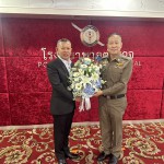 รองนายกสมาคมตำรวจร่วมแสดงความยินดีแก่ พล.ต.ท.เกษม รัตนสุมาวงศ์ ที่ได้รับโปรดเกล้าเป็นตำแหน่ง แพทย์ใหญ่