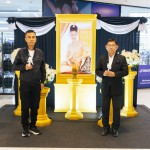 เดอะมอลล์โคราช ชวนจิตอาสาประดิษฐ์ “ดอกแคทลียาควีนสิริกิติ์” น้อมอาลัยถวายพระพันปีหลวง ร่วมพลังโคราชตั้งเป้าดอกไม้จันทน์ 1,999,999 ดอก