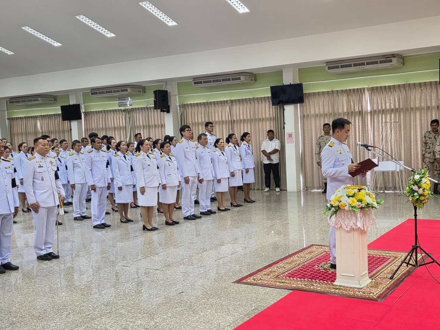 ปทุมธานี อำเภอสามโคก จัดกิจกรรมเนื่องในวันนวมินทรมหาราช โดยจัดพิธีสวดพระพุทธมนต์และพิธีทำบุญตักบาตรถวายพระราชกุศล และพิธีวางพวงมาลาและถวายราชสดุดี