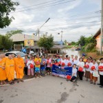 ปทุมธานี ส่งธารน้ำใจถึงผู้ประสบภัย วัดพระธรรมกายมอบถุงยังชีพ 800 ชุด ช่วยชาวอยุธยา