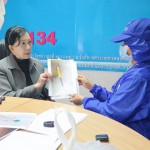 ปทุมธานี ! ลูกสาวพาแม่วัย 52 ปี เดินทางมาจาก จ.สมุทรปราการ ร้อง 